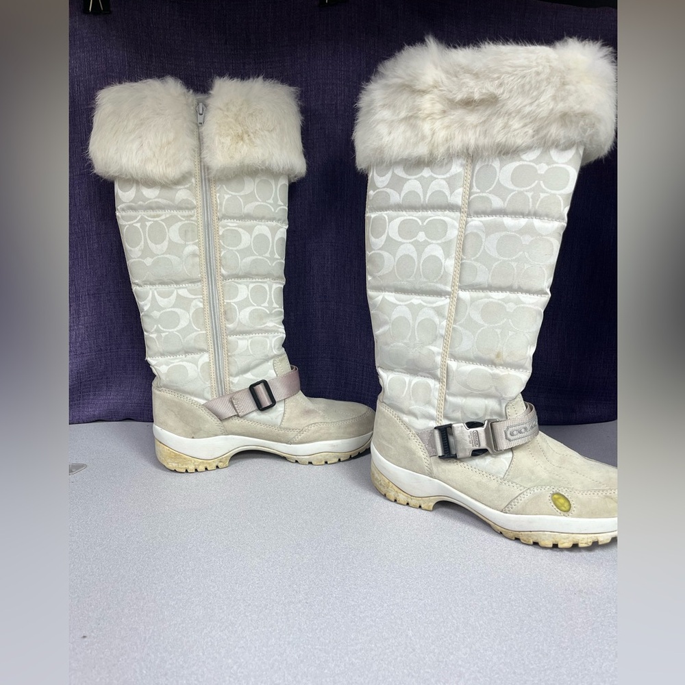 Coach White and Cream Winter Boots
